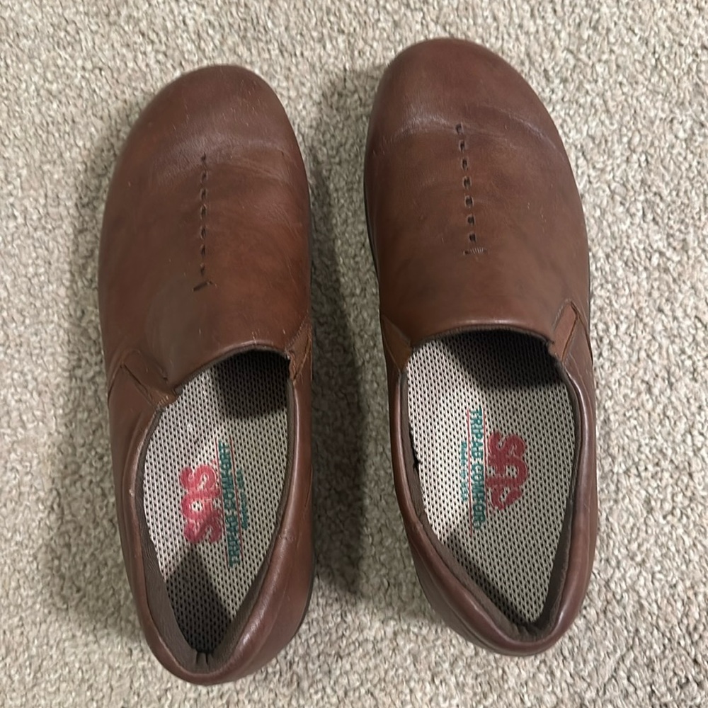 SAS Viva - Slip On Walking Shoe women’s size 9W